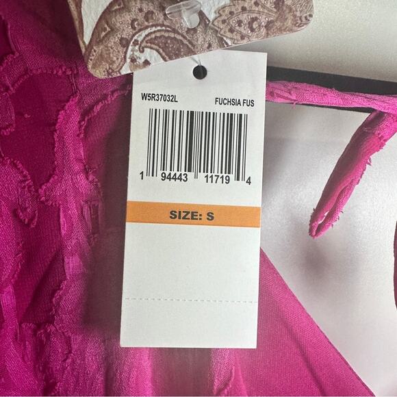 Band of the Free Size S Pink Kiss Me Peplum Tiered Mini Dress Date Night Resort - Picture 7 of 13